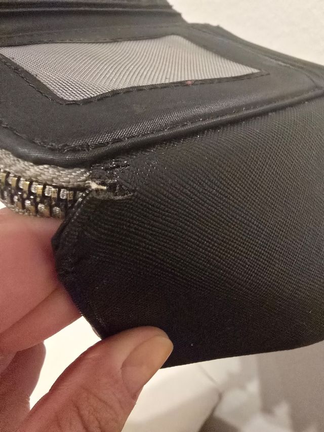 Cartera de mano totto