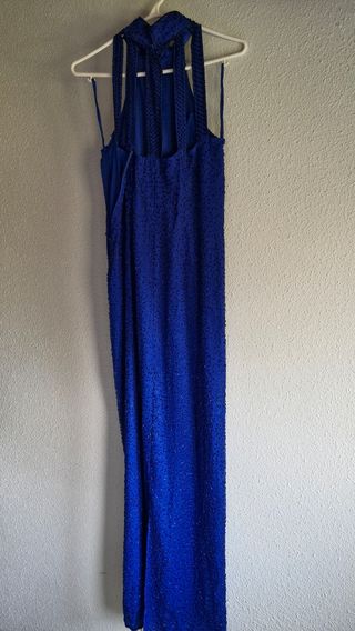 Vestido azul de fiesta con pedrería 