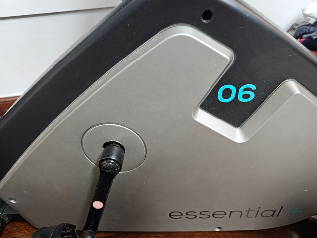 Bicicleta estatic essential 6