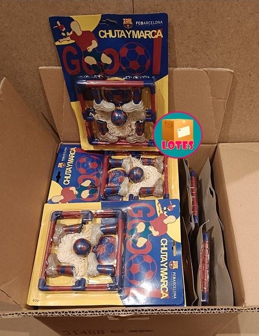 LOTE 20 FC BARCELONA, CHUTA Y MARCA 90s