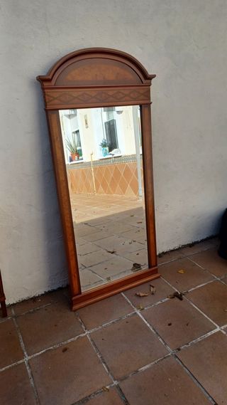 comoda aparador y espejo a juego