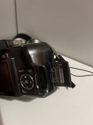 Cámara de fotos Olympus SP55OUZ