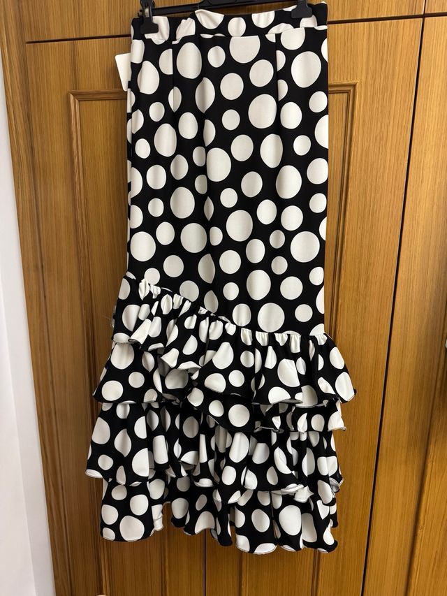 TRAJE FLAMENCA SIN ESTRENAR