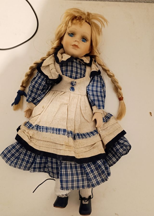 Muñecas de porcelana