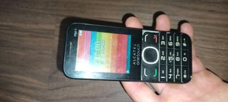 2 telefoni cellulari Alcatel OneTouch 2