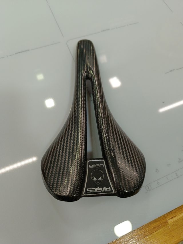 Sillín Saevid Allíen carbono