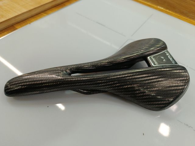 Sillín Saevid Allíen carbono