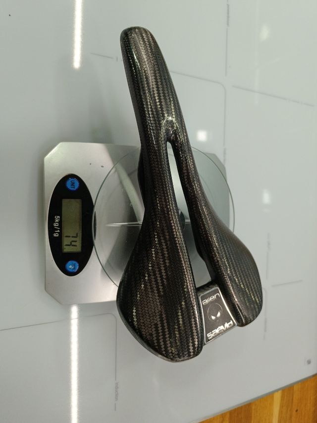 Sillín Saevid Allíen carbono