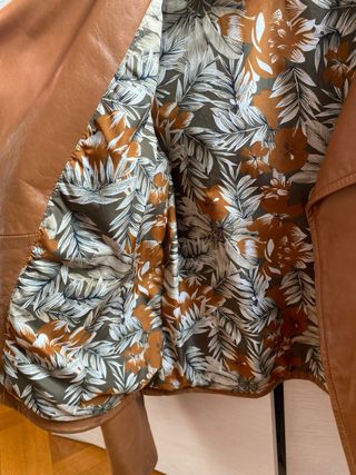 Cazadora de cuero de Massimo Dutti