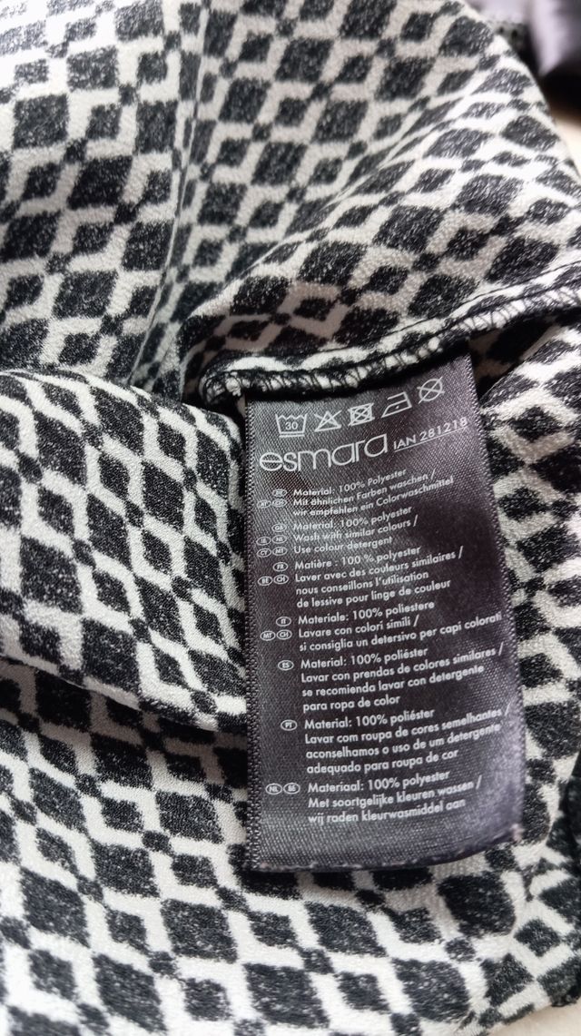 Abito modello dritto