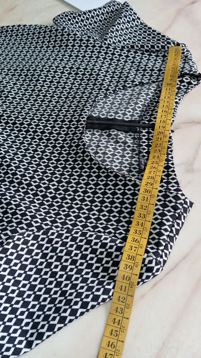 Abito modello dritto