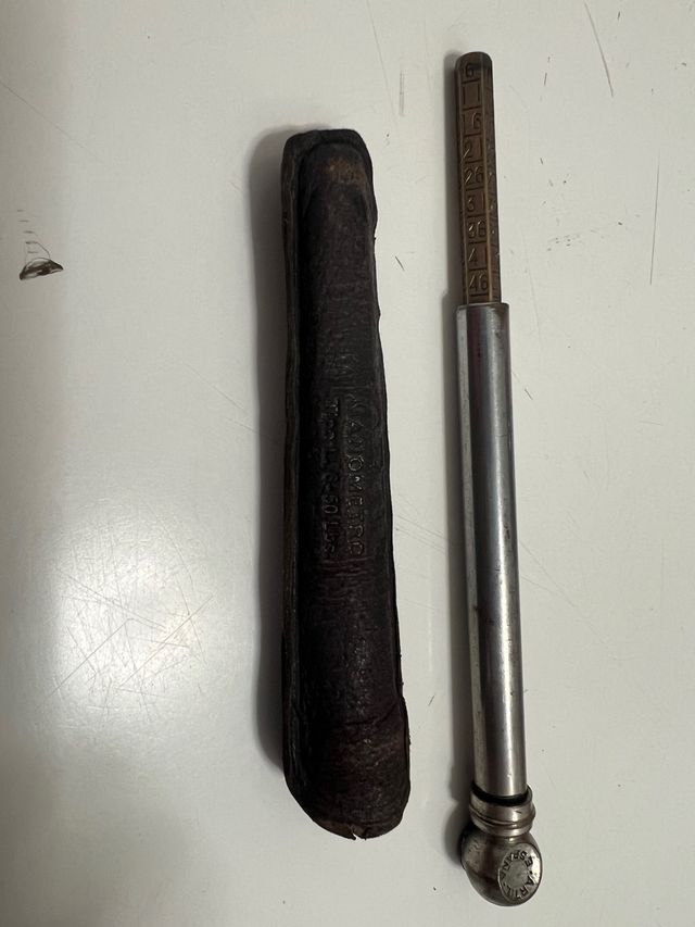 manometro presion ruedas años 50 /60 artil