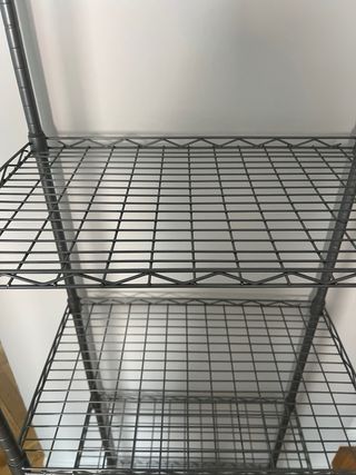 Estanteria .de acero con carbono.