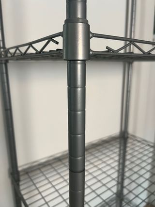 Estanteria .de acero con carbono.