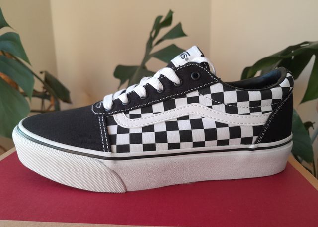 Zapatillas Vans Ward Plataforma.Talla 37