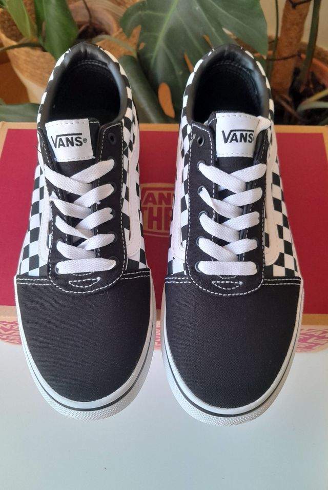 Zapatillas Vans Ward Plataforma.Talla 37