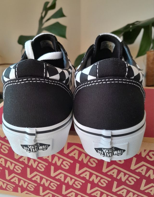 Zapatillas Vans Ward Plataforma.Talla 37
