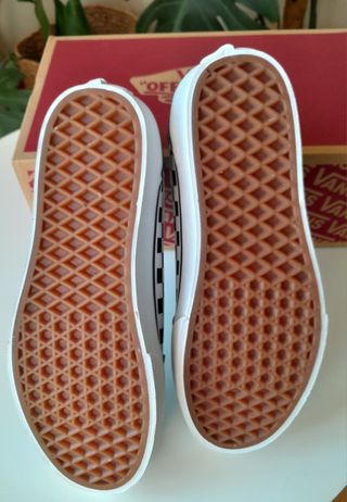 Zapatillas Vans Ward Plataforma.Talla 37