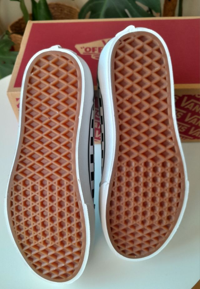 Zapatillas Vans Ward Plataforma.Talla 37