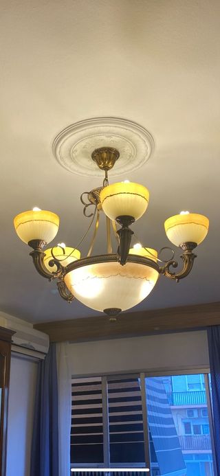 Lampara salon