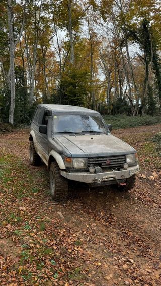 Mitsubishi Montero gls