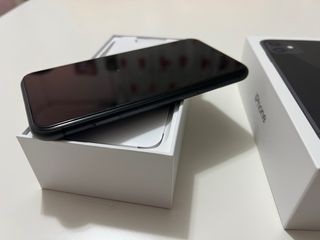 iphone 11 perfecto estado.impecable.