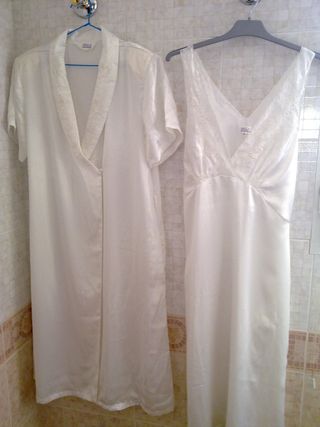 Camisón y bata Novia