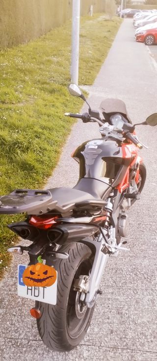 Moto Aprilia shiver 750 bicilíndrica A2