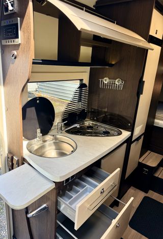 ALQUILER AUTOCARAVANA DE 5 PLAZAS