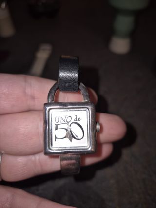 Reloj uno de 50