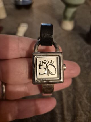 Reloj uno de 50