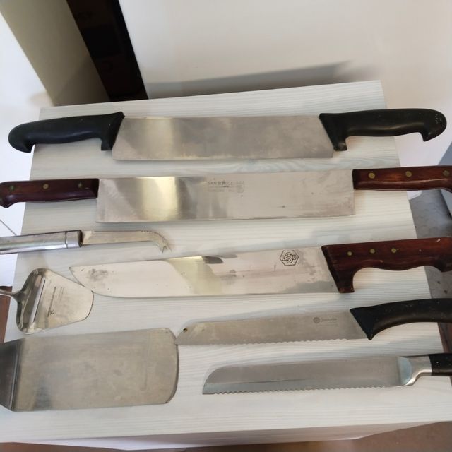 Coltelli muci coltelli.