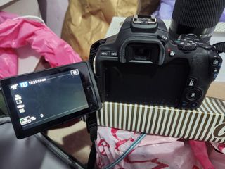 FOTOCAMERA PROFESSIONALE