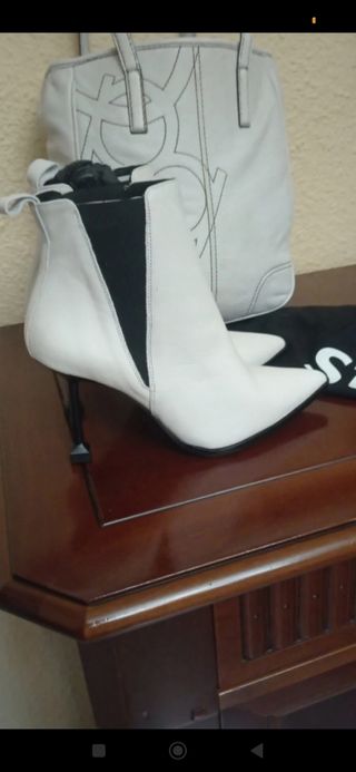Botines de piel de primavera blancos 
