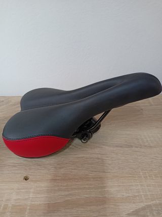 Combo sillín KGADK+ Pedales