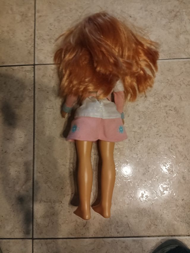 Muñeca articulada de famosa