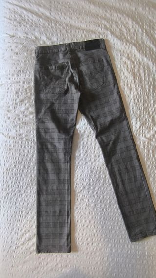 Pantalón Guess 