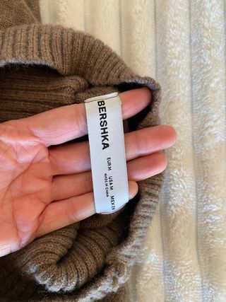 Jersey marron cuello alto 