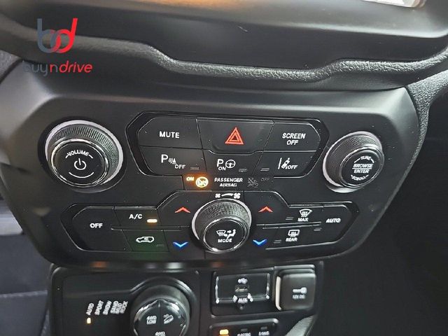 Jeep Renegade 4xe 1.3 PHEV 240cv AT AWD Trailhawk
