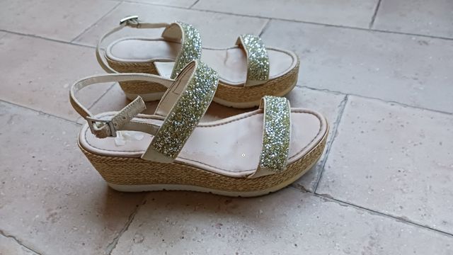 Sandali con zeppa di corda