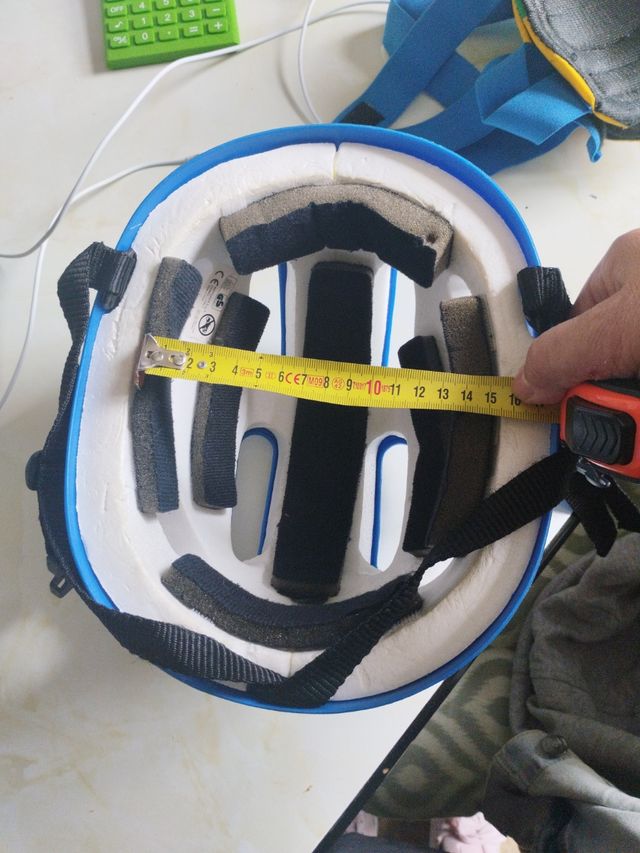 Casco y protectores infantil