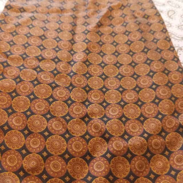 Sciarpa ascot Reporter