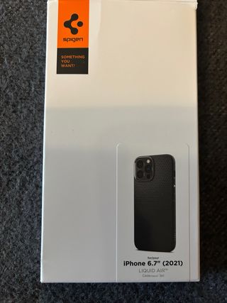 Funda iPhone 6.7’’