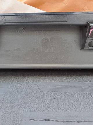 Moldura estribera lateral izda. Mazda 3