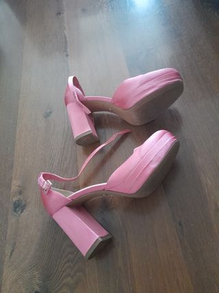 Zapatos rosas número 39