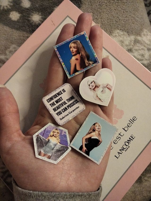 Stickers di "Sabrina Carpenter"