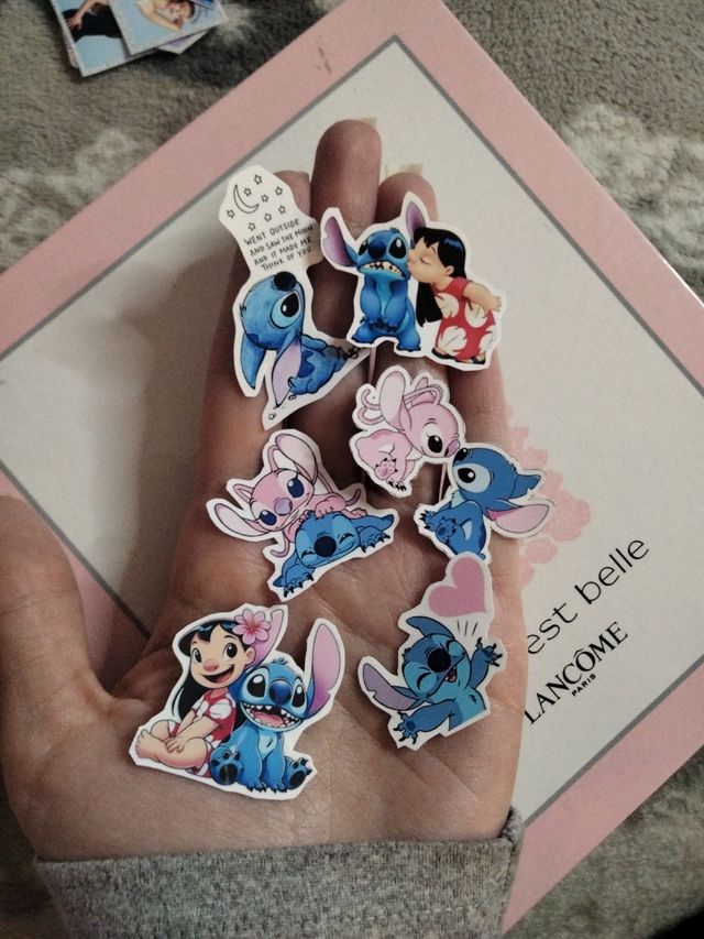 Stickers di "Stitch"