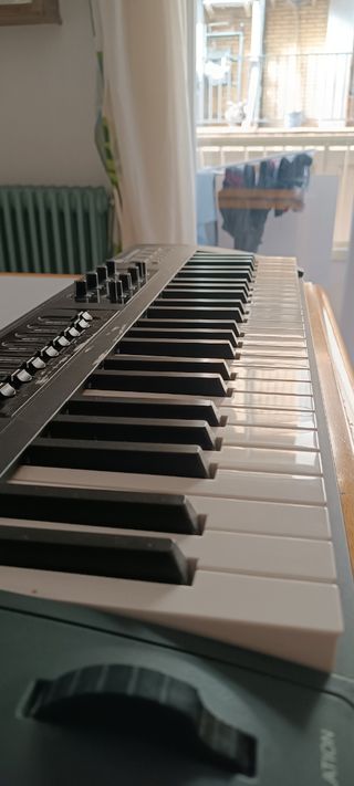 Teclado Midi marca Miditech