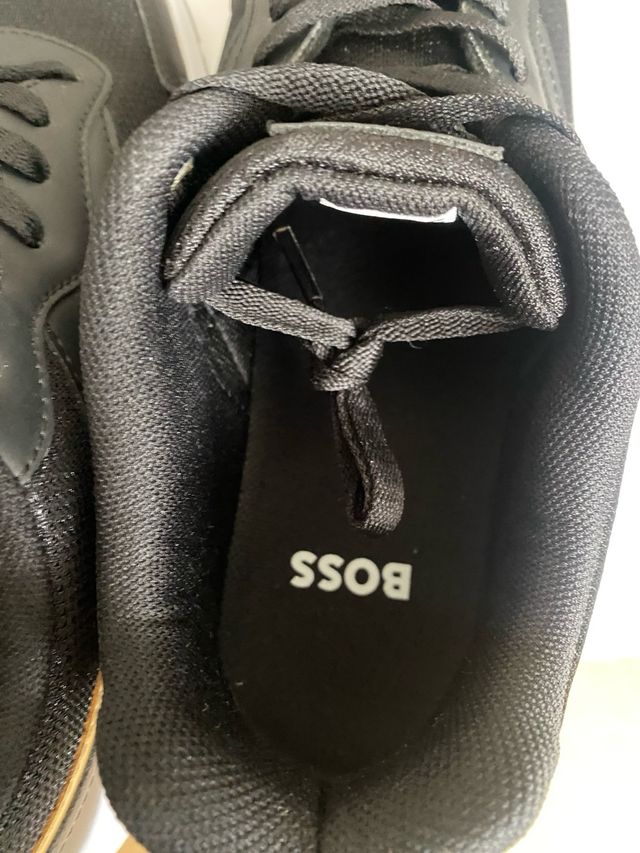 Boss zapatillas unisex talla 40 nuevas.