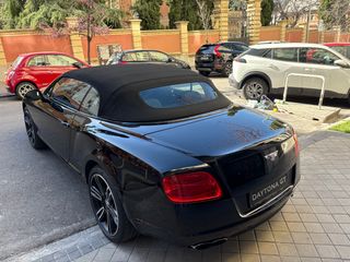 Bentley Continental GTC V8